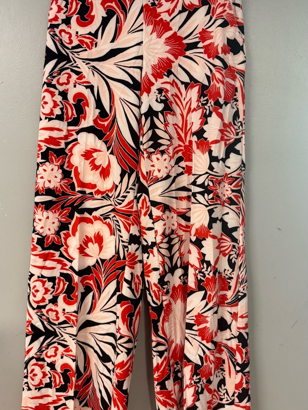 New York & Company Red, Black & Cream Floral Wide-Leg Pants
